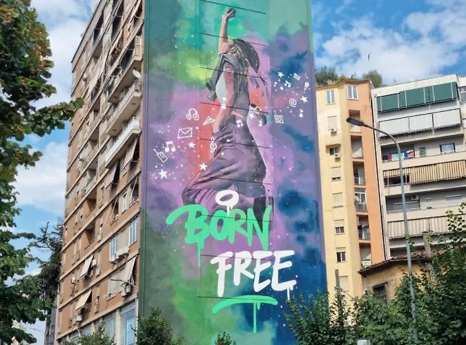 Moonshine * ティラナ